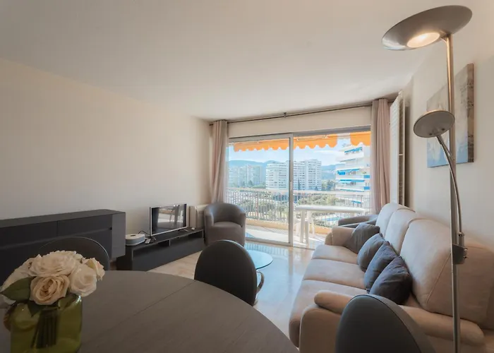 Appartamento Vue Marina , Jolie Standing Climatisé , Piscine , 10 Minutes De Cannes Mandelieu