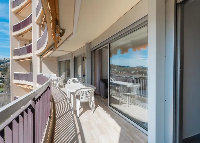 Vue Marina , Jolie Standing Climatisé , Piscine , 10 Minutes De Cannes Appartamento